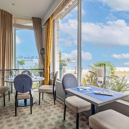 Mercure Majestic Hotel 4*