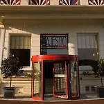 Отель Mercure Majestic 4*