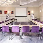 Отель Mercure Majestic 4*