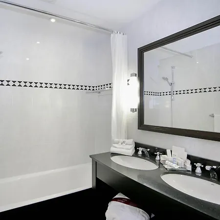 Hotel Mercure Majestic 4*