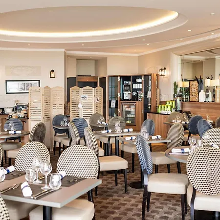Mercure Majestic Hotel