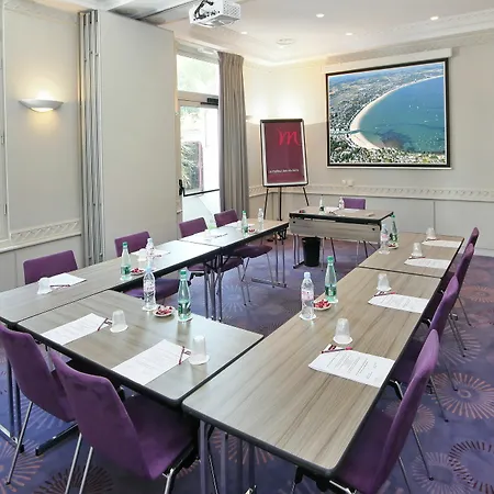 Hotell Mercure Majestic 4*
