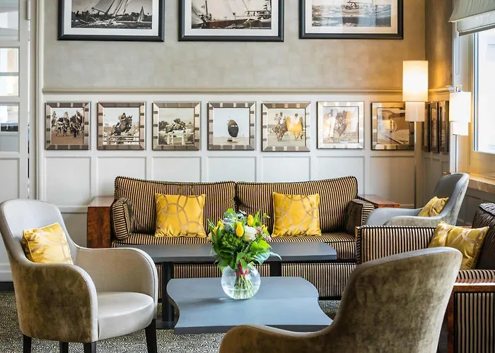 Mercure Majestic Отель 4*